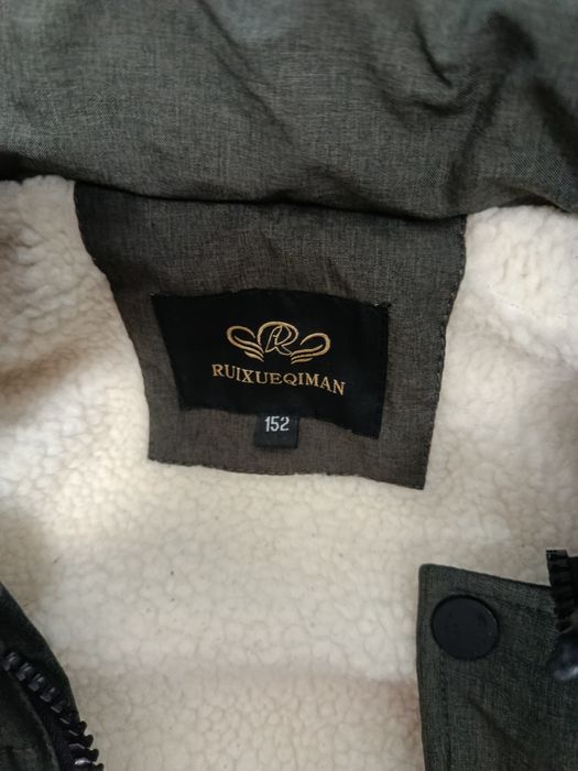 Продам куртку зимнюю подростковую