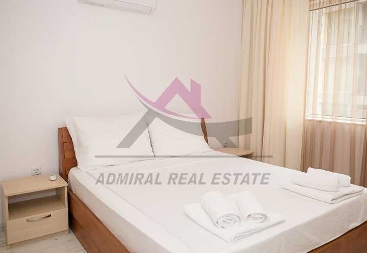 Дава се под наем Тристаен апартамент в Варна, Център - 90 кв.м за 850 € - Снимка #3