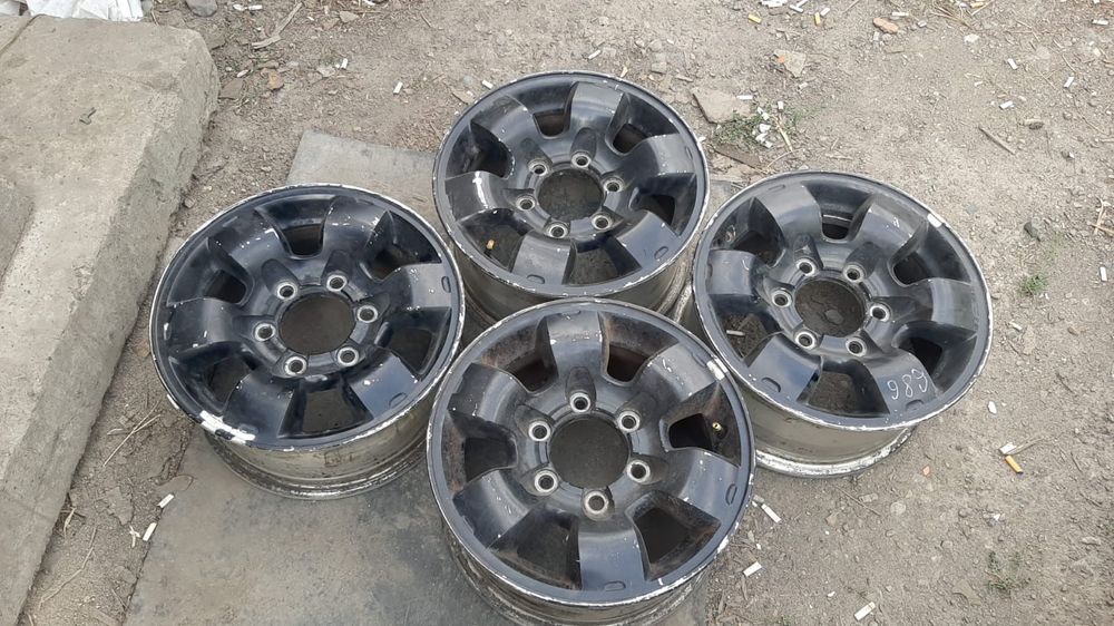 Родные диски от ниссан террано