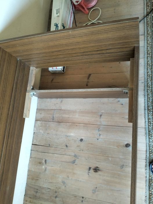 Единично легло два броя