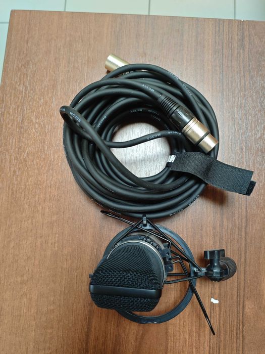 Продам микрофон Neumann TLM 102