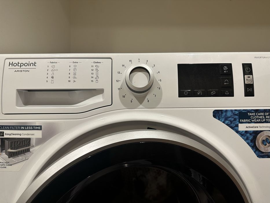Пералня и сушилня Hotpoint Ariston