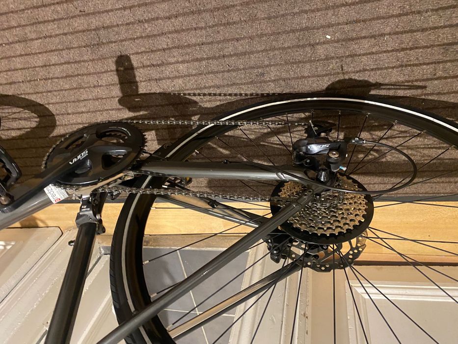 Bicicleta specialized Sirrus stare excelenta (furca carbon)