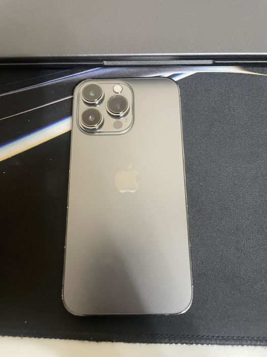 Продам айфон 13 про