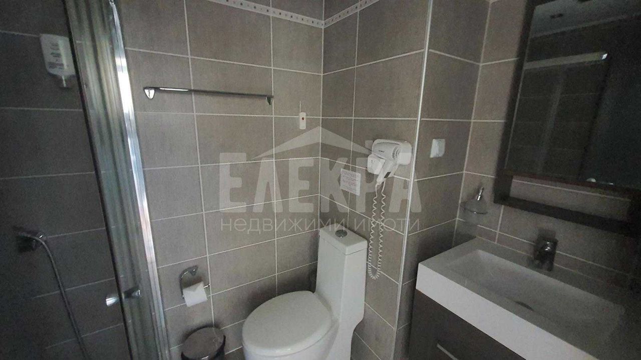 Продава се Двустаен апартамент в Бяла - 70 кв.м за 986 €/кв.м - Снимка #3