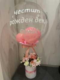 Кутия с бъбъл балон и сапунени рози