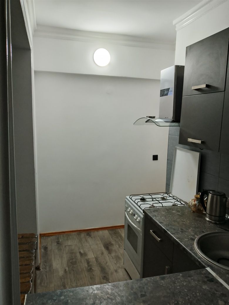 Срочно продается Своя Квартира в Ц4 2/4/4