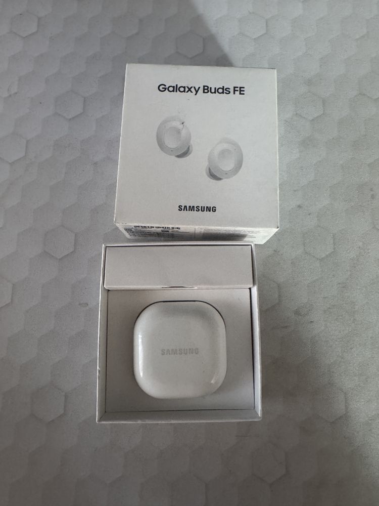 Samsung galaxy buds FE