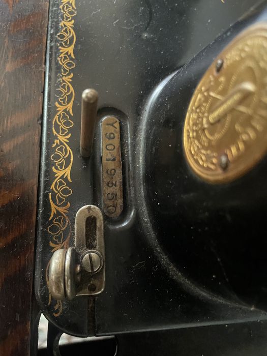 Masina de cusut Singer