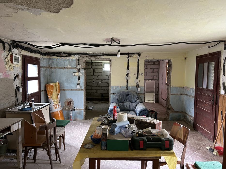 Casa de vanzare cu teren Modolesti - Intregalde