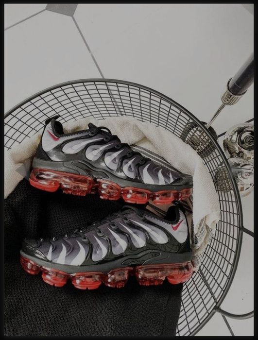 Disponibil nike tn