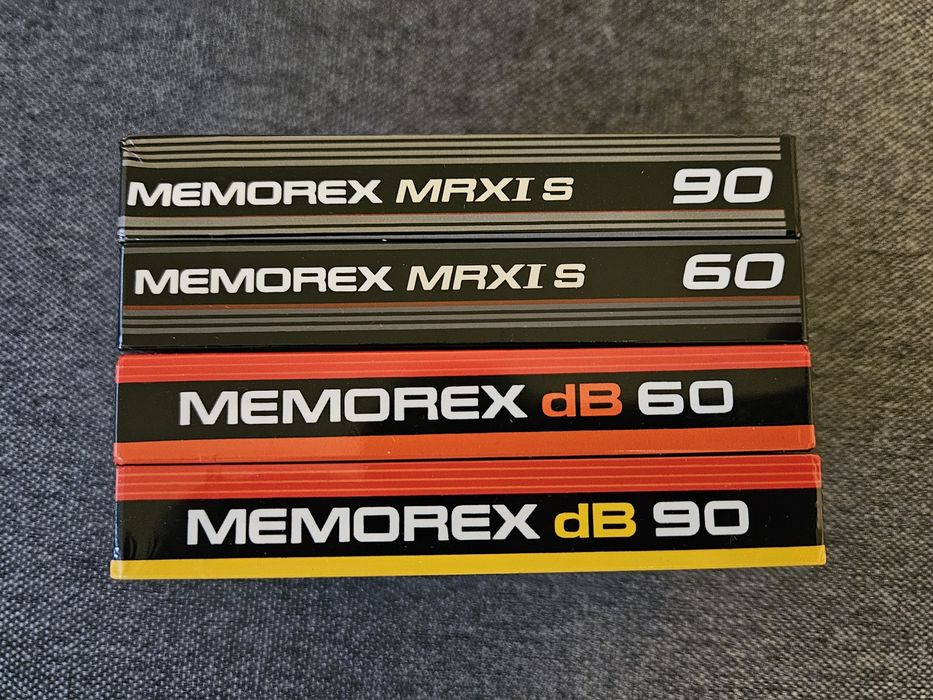 4 Casete Audio Memorex