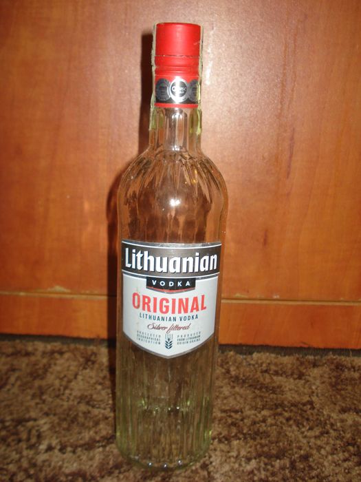 Стъклени бутилки