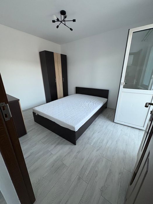 Inchiriez apartament 2 camere Petru Maior 32