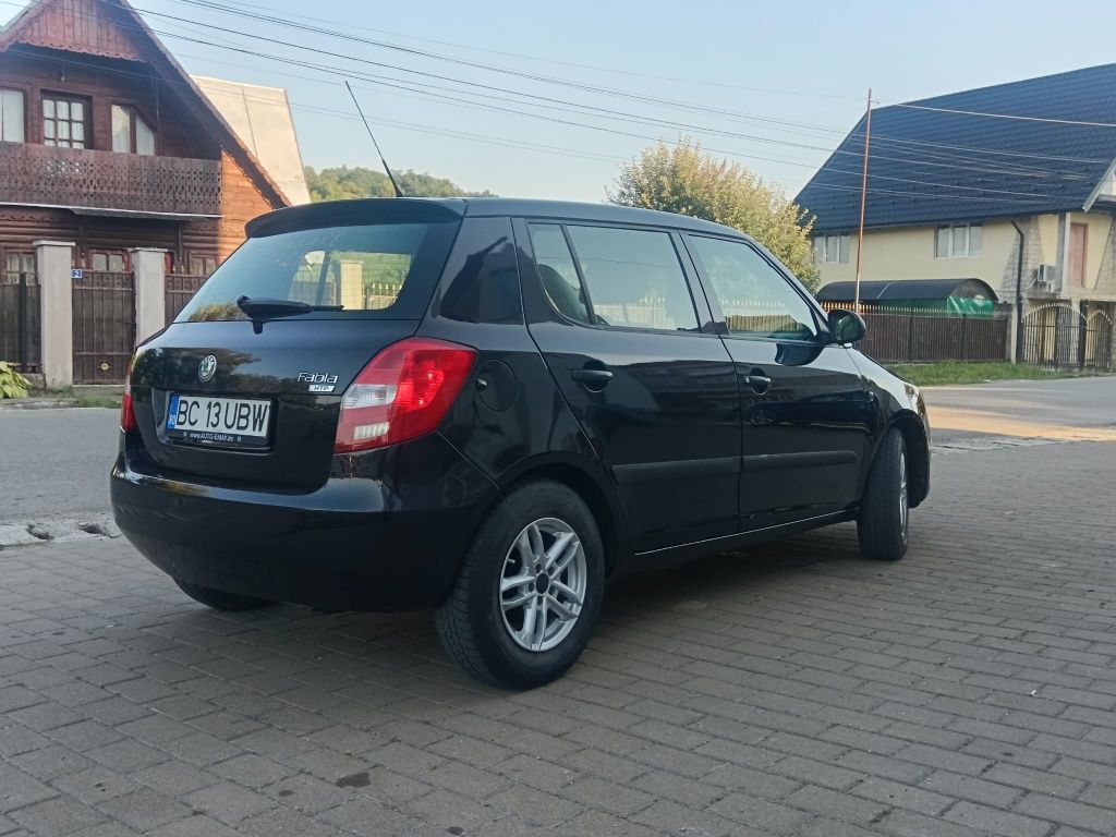 Vând Skoda Fabia 2