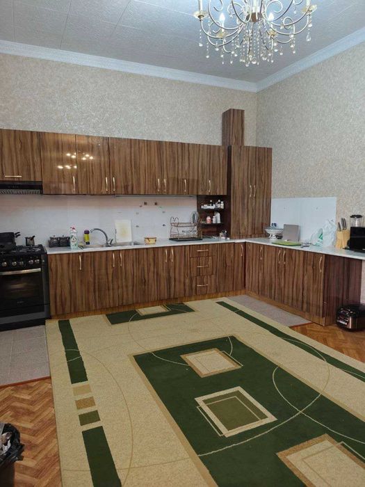 ул.Олтинводий (ул.Венгерская) Аэропорт 5,4-сот 5-ком 165 м² фасад 20 м