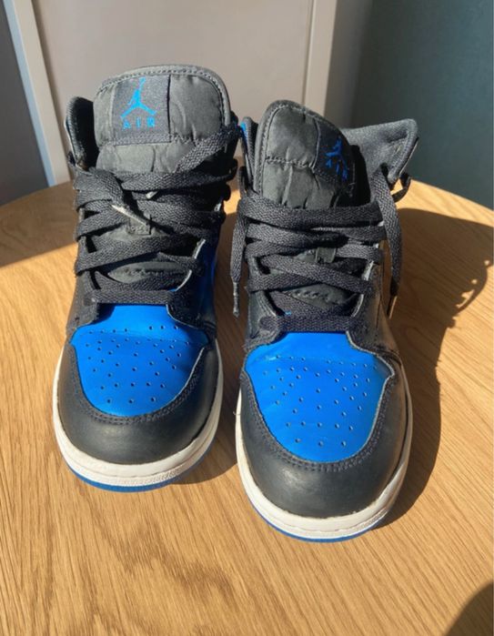 Air Jordan 1 Mid