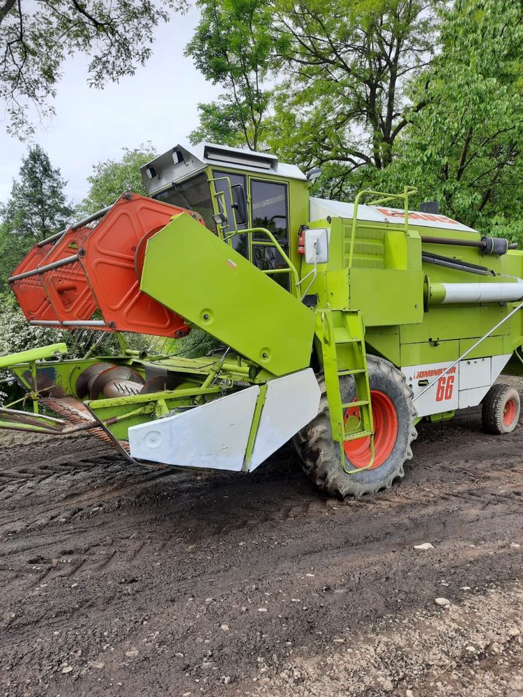 Combină Claas Dominator 66