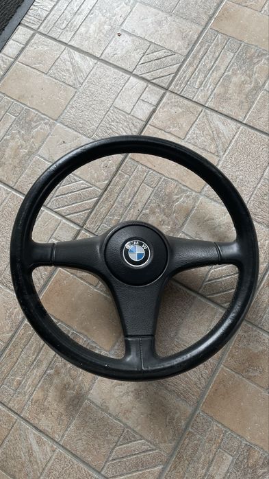 Volan E30 de vanzare