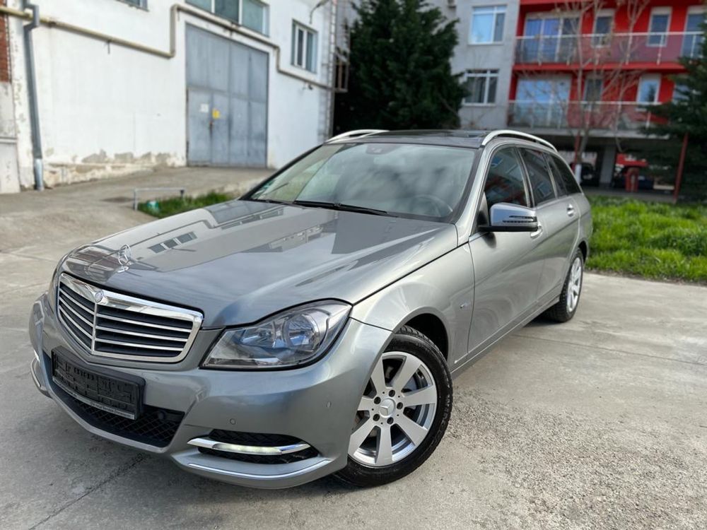 Mercedes c classe 2.2 diesel - automat - trapa - navigatie -