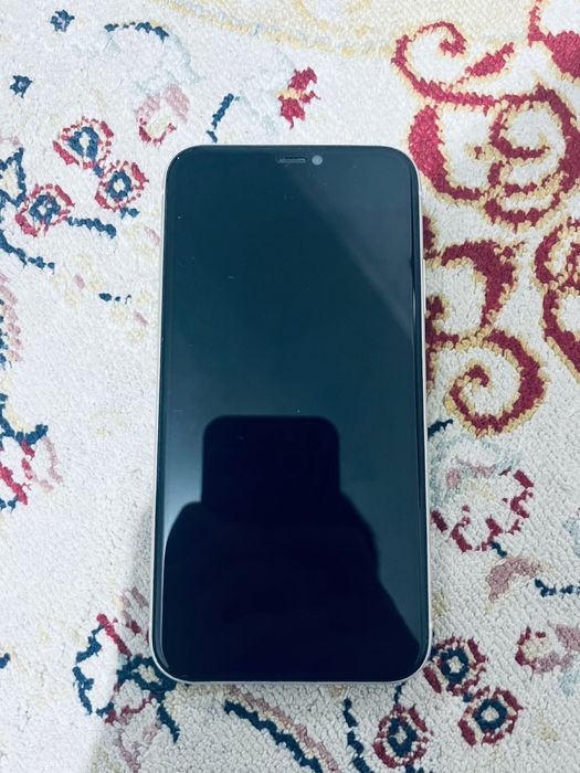 Iphone 11 с коробкой в идеальном состояний