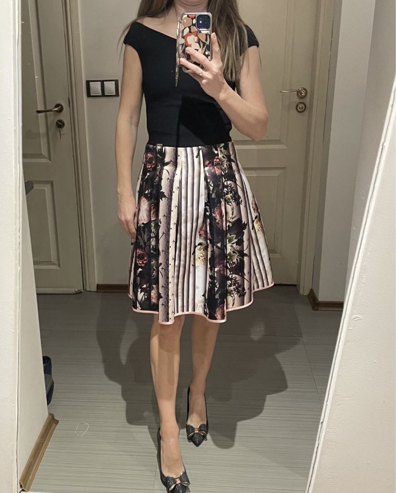 Черно бюстие Ted Baker, XS(0)