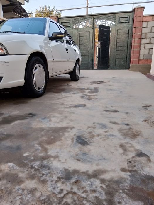 Neksiya 2 xolati allo naxtga sotiladi