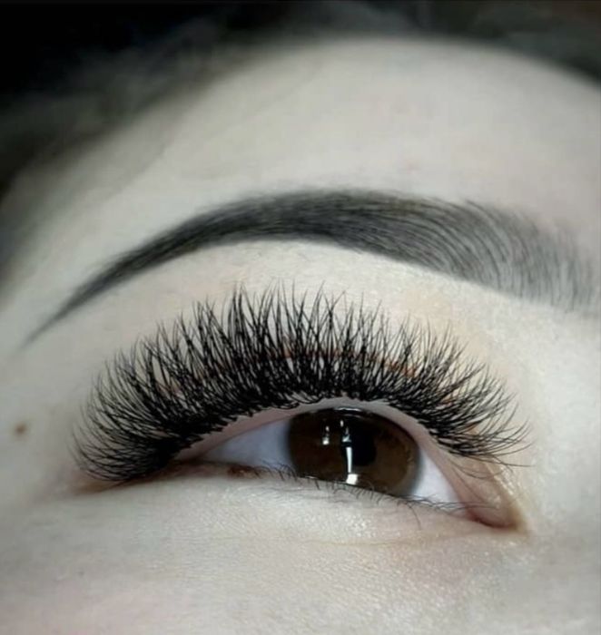 Наращивание ресниц с выездом 7000тг