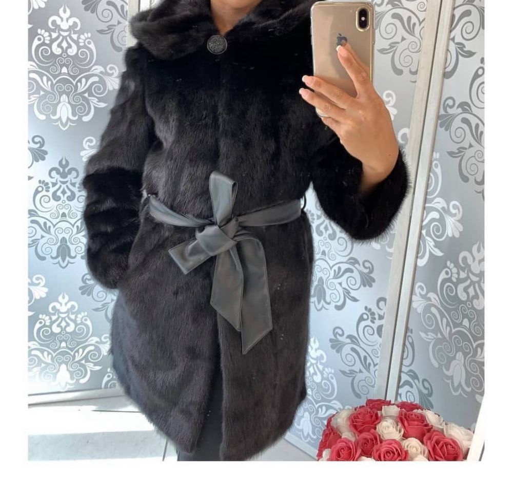Продам норковую шубу