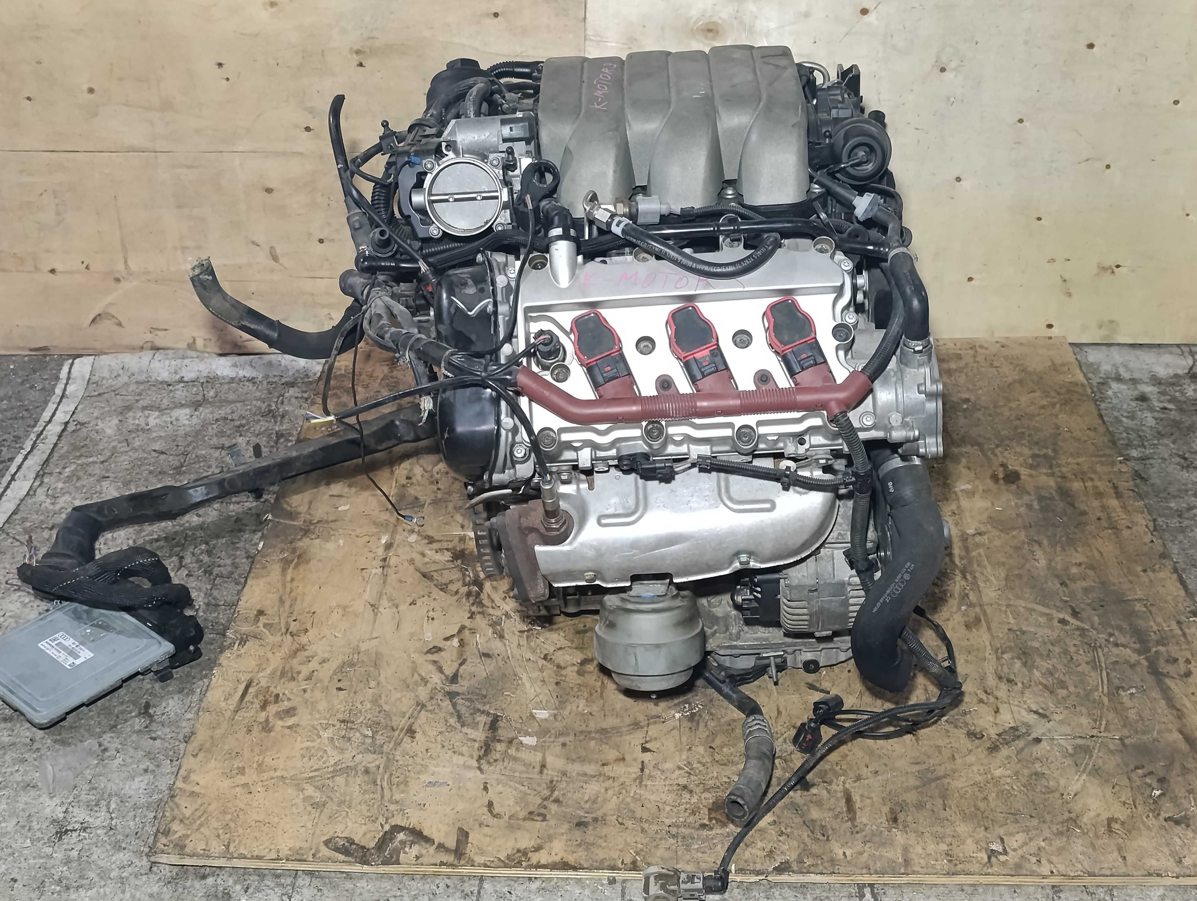 Двигатель мотор AUK 3.2 FSI V6 Audi A4 B7 A6 C6 A8 D3 BKH BPK BYU