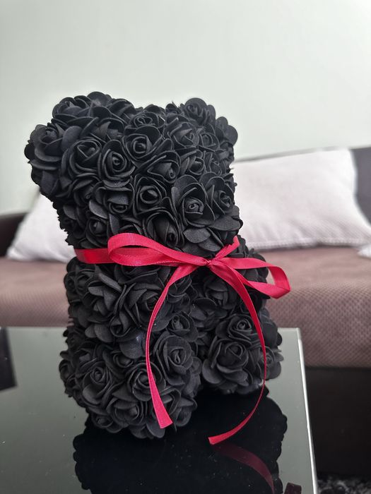 Мечета от вечни рози