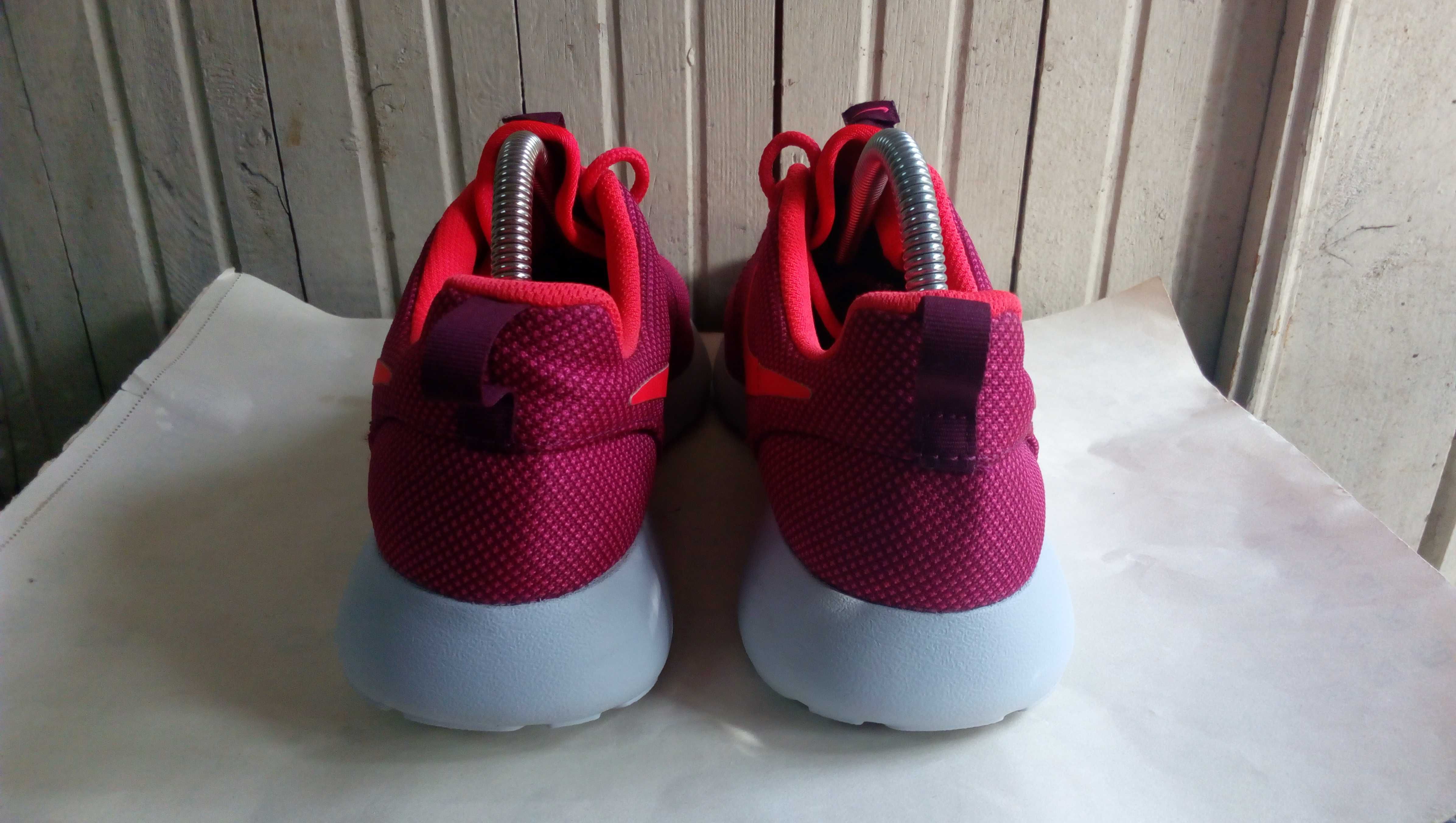 ''Nike Roshe One''оригинални маратонки 40 номер