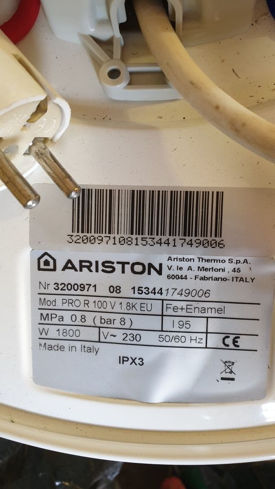 Ariston Boiler electric  100 litri litri termostat