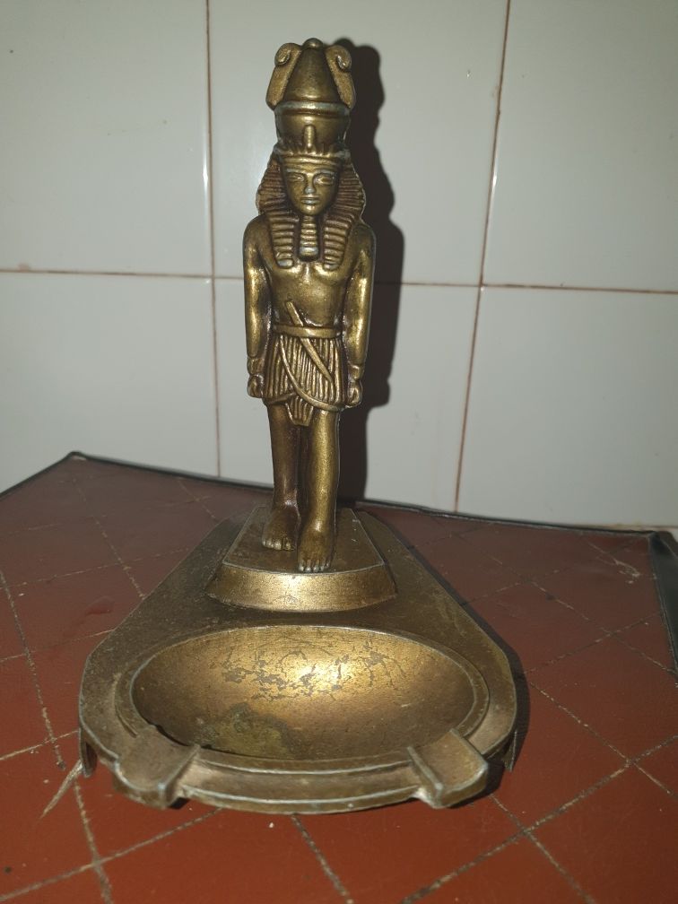 Scrumieră bronz Tutankhamun