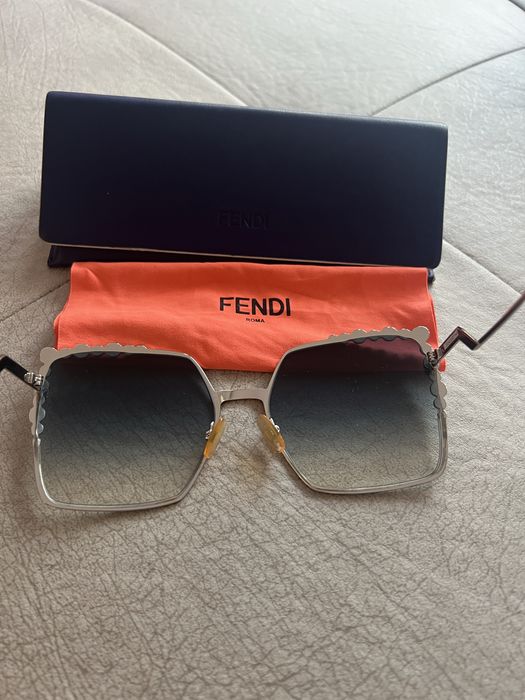 Слънчеви очила FENDI