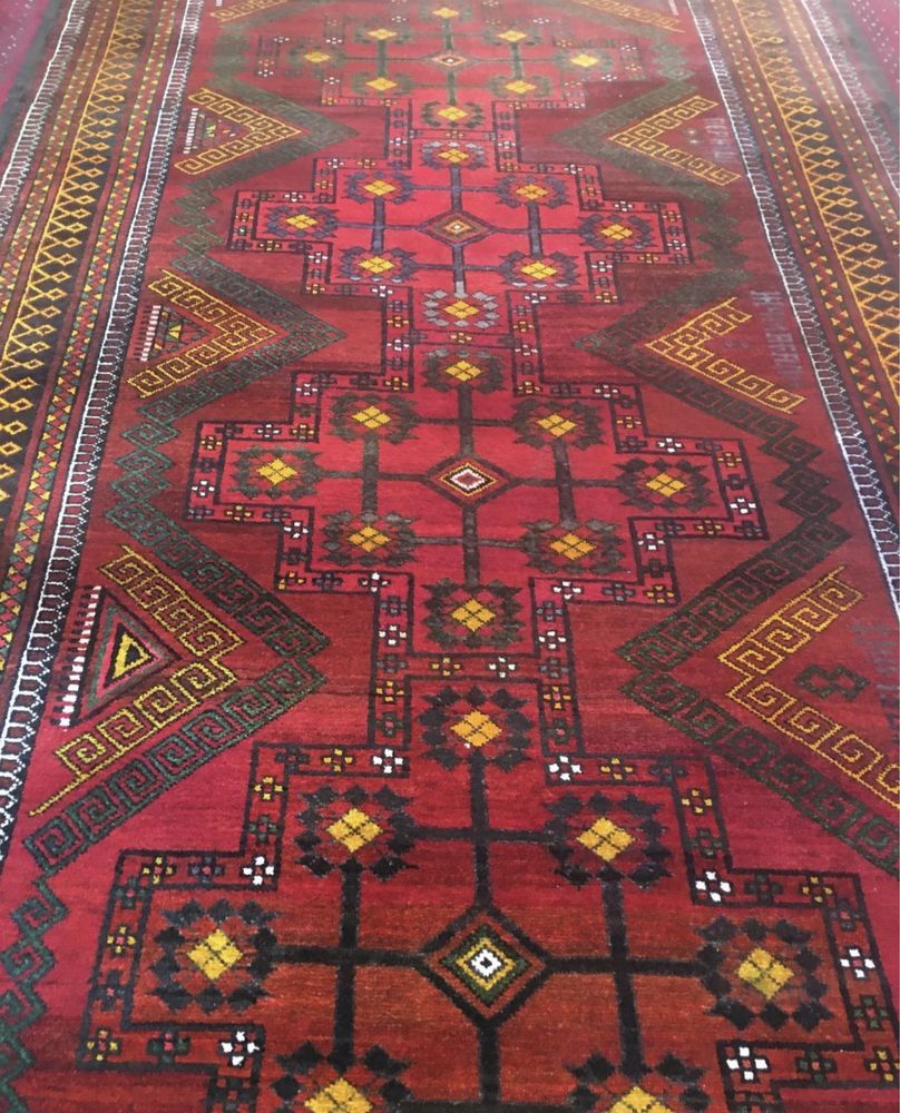 Антикварный ковер