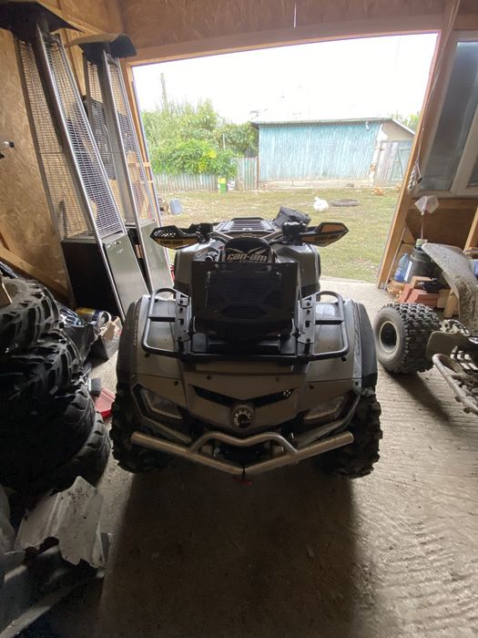 Can am outlander 800R XXC