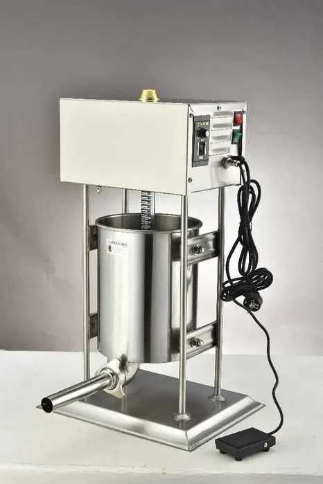 Пълначка за месо 10л Професионална Електрическа с педал