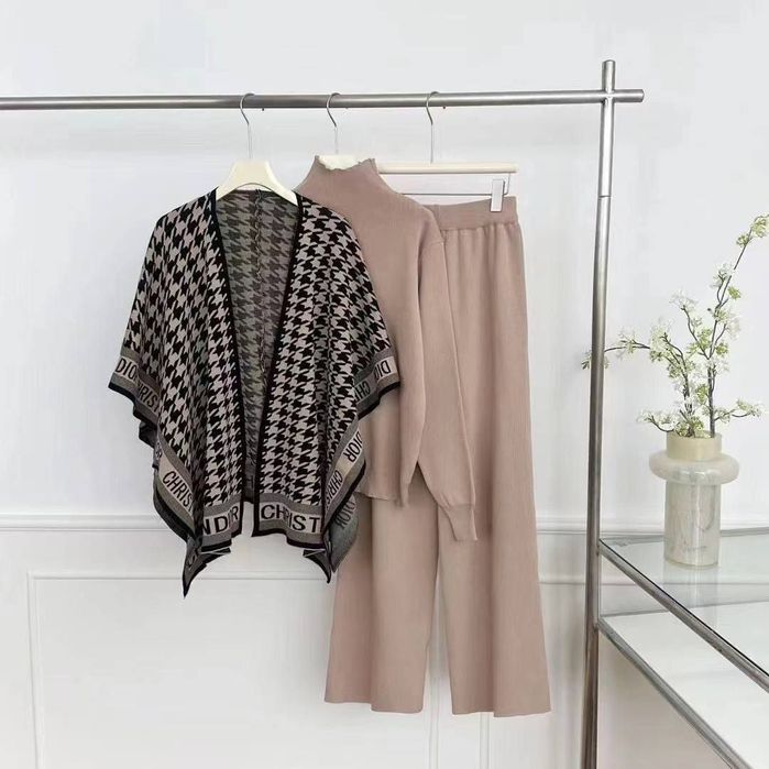 Костюм классический, спортивный