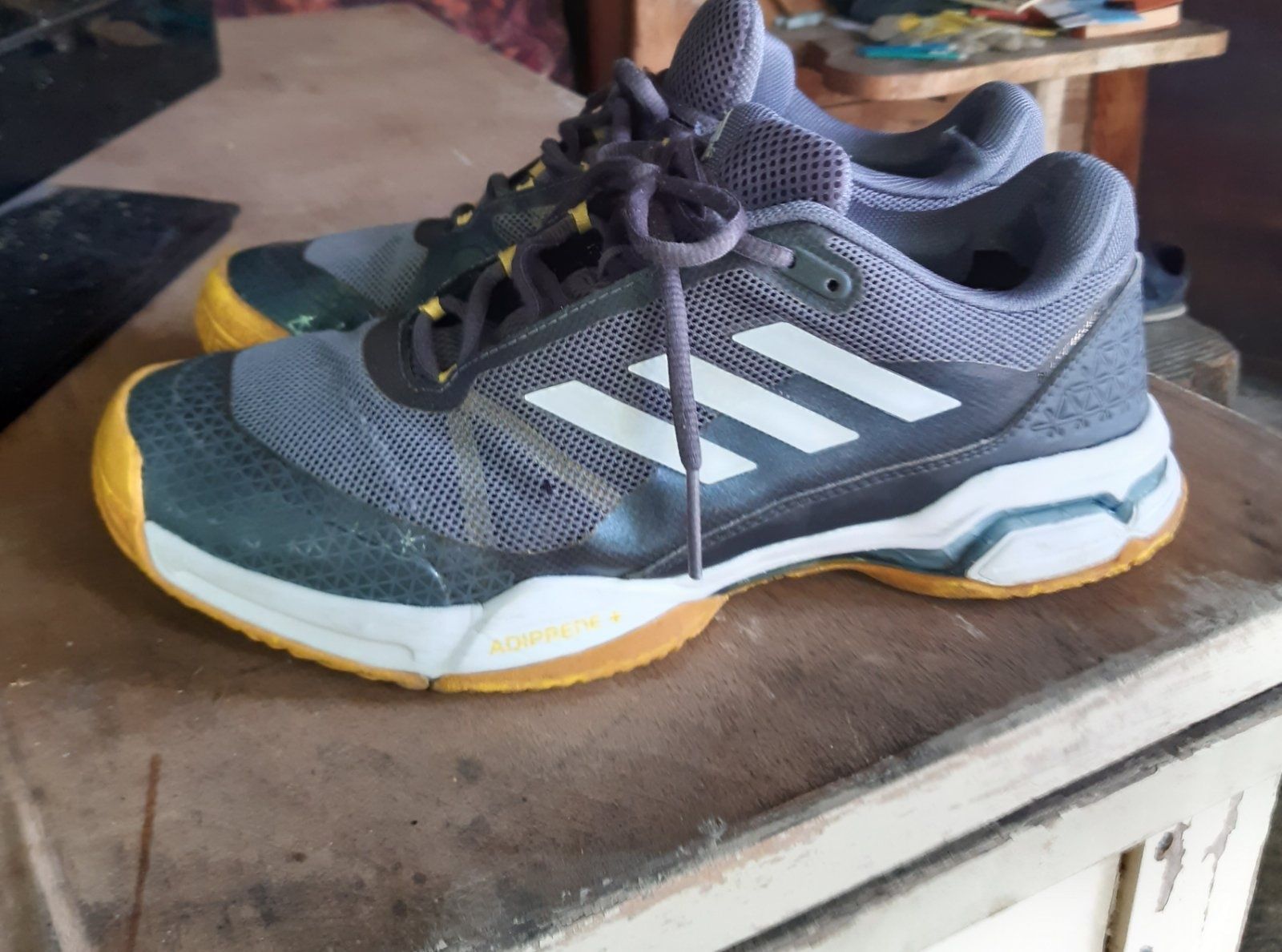 Маратонки Adidas 41 номер