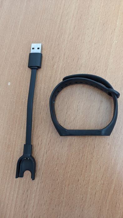 Оригинальный ремешок и зарядка от часов mi band 3