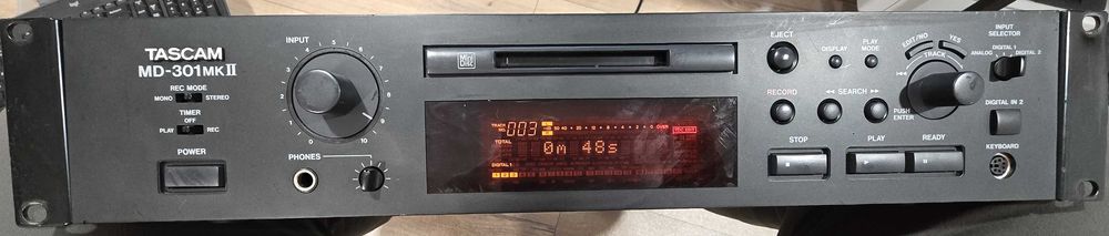 Tascam MD-301MK II Minidisc Deck In Stare Foarte Buna