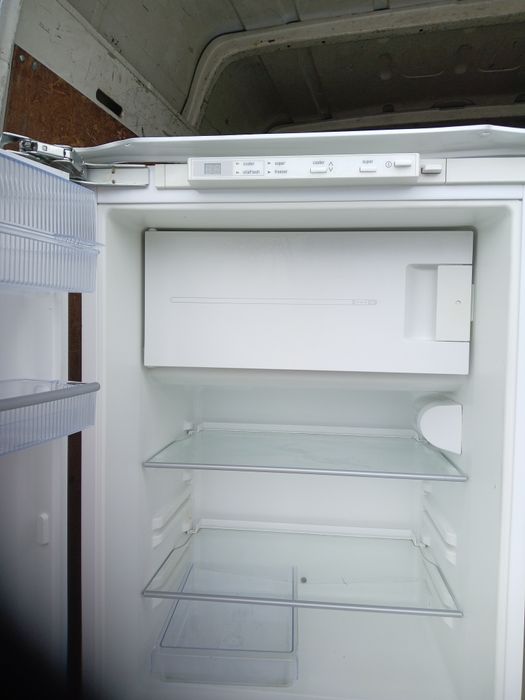 Frigider plus congelator congelator