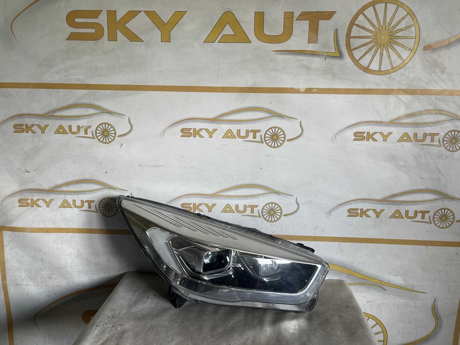 Far dreapta bixenon adaptiv Ford Kuga 2 FL dupa 2016 GV41-13D154-AG