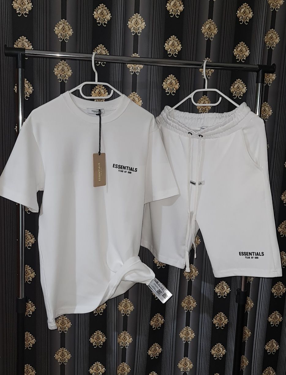 Compleu x trening  Syna world  // Essentials