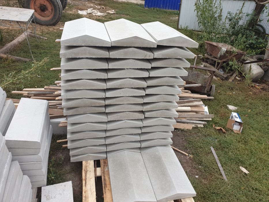 Palari Stalp /Capace soclu gard /borduri /rigole