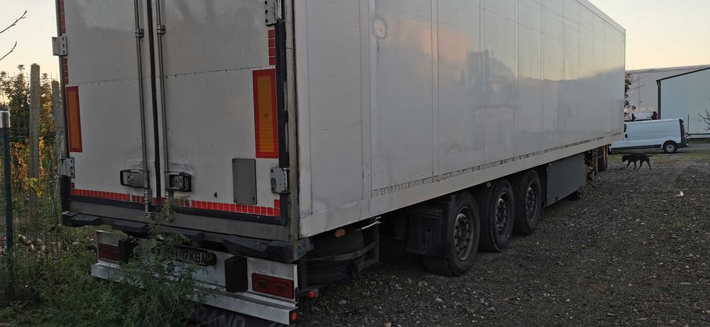 Vand semiremorca frigo