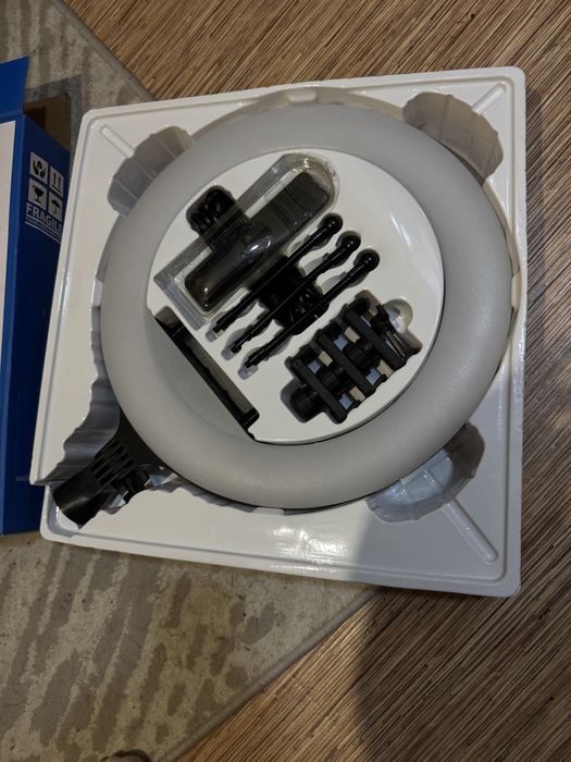 Кольцевая лампа светильник