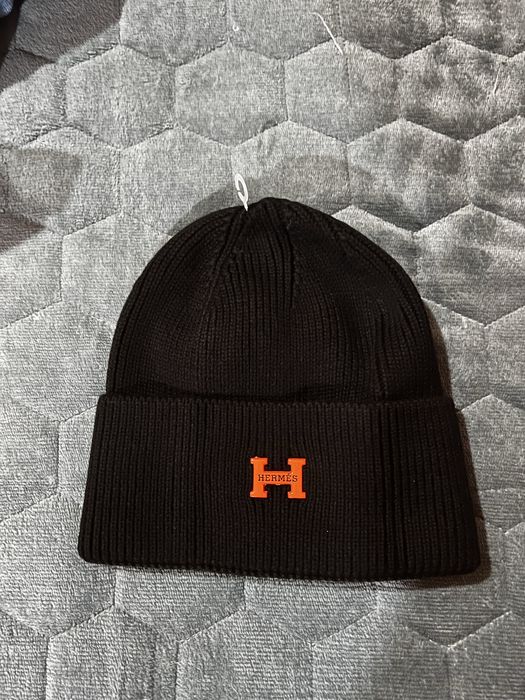 Мъжки зимни шапки