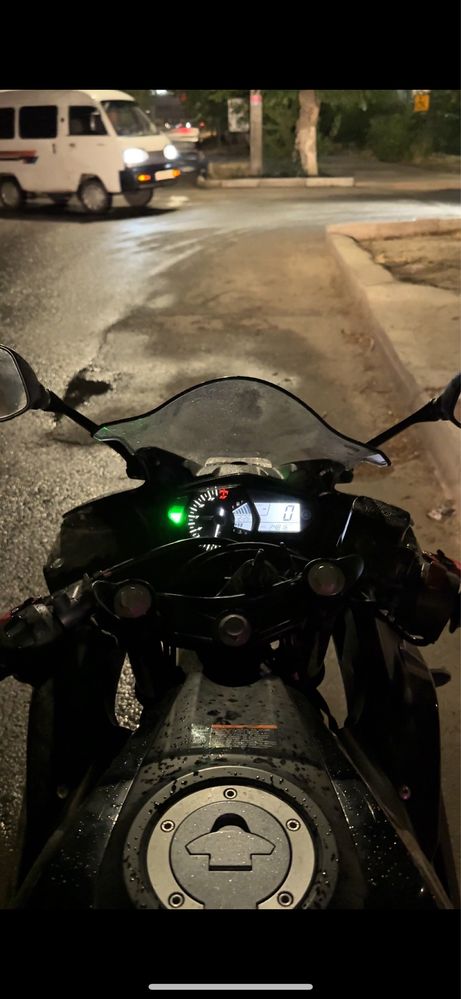 Yamaha R3 original